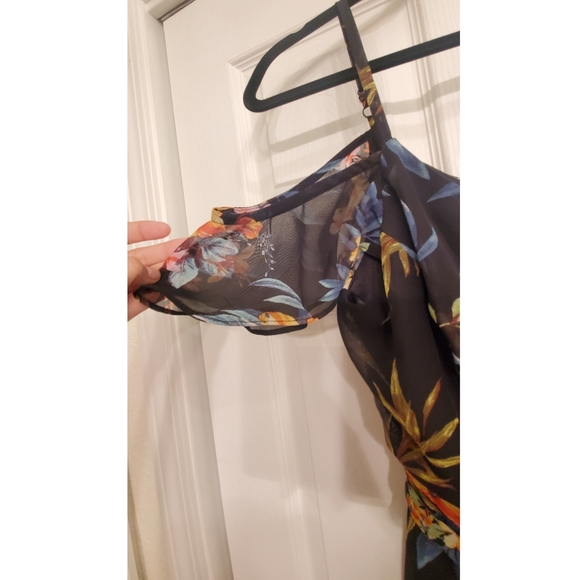 Black floral dress - Picture 4 of 4